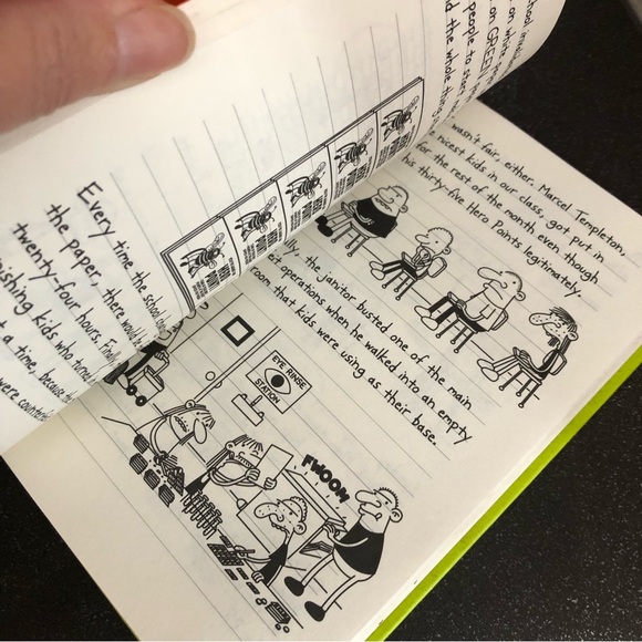 Hardcover Diary of a Wimpy Kid: Hard Luck - Picture 9 of 10